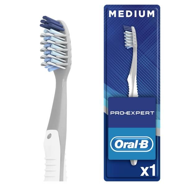 Oral-B Зубная щетка Pro-Expert Clean, щетка зубная, средней жесткости, 1 шт.